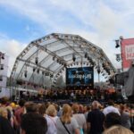 Thuis kijken naar theater Uitmarkt 2021