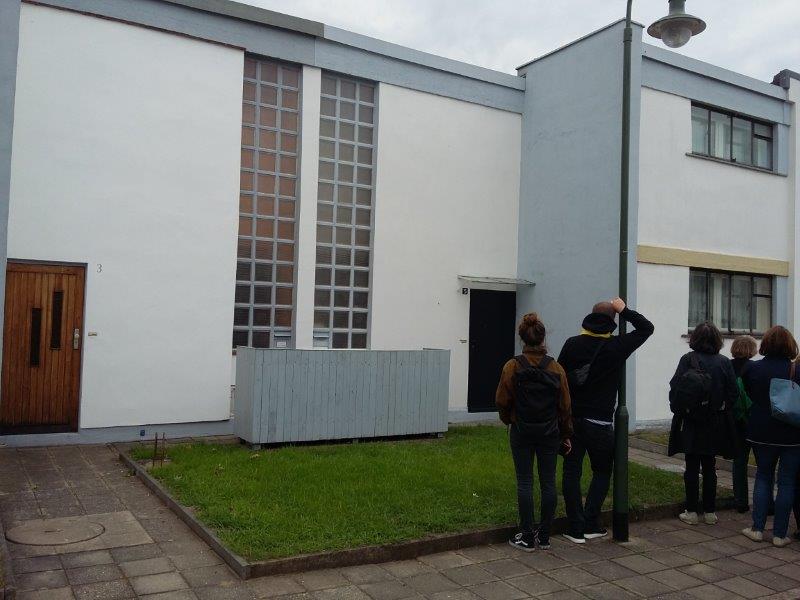 Bezoek aan Bauhaus in Dessau: Zó gewoon is wonen niet!