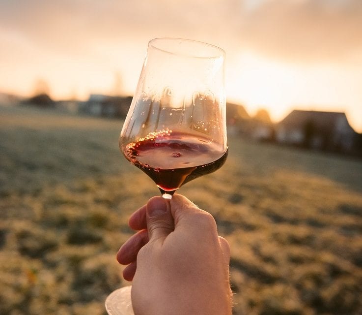 Nieuwe alcoholwet: wijn smaakt beter dan mij lief is….