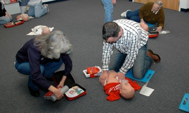 Hulp & AED: beschermengel voor mensen met hartaanval