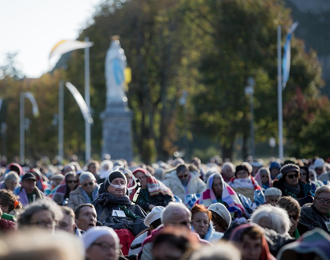 Lourdes, een documentaire over menselijkheid