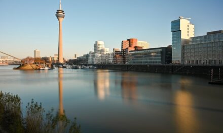 Düsseldorf voor als de zon schijnt