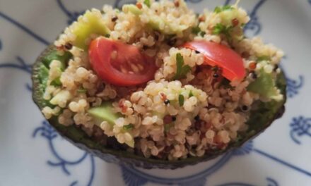Restje quinoa past in avocado