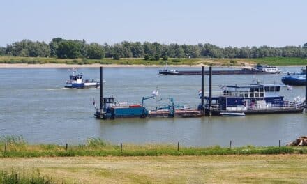 Langs de IJssel, Rijn en Maas door Nederland