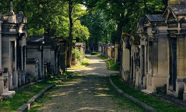 Met ‘Hemel op aarde’ naar Père-Lachaise